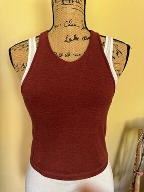 Women's Vuori tank. Size small.